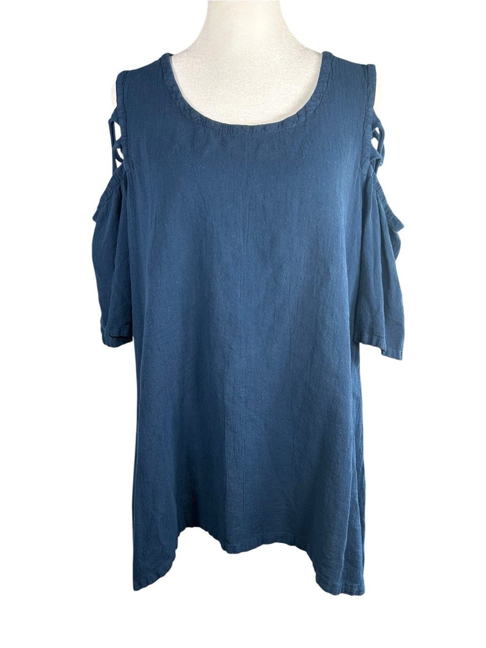 Bohochic Oh My Gauze Navy Blue Crinkle Cotton Cold Shoulder Lattice Tunic Top